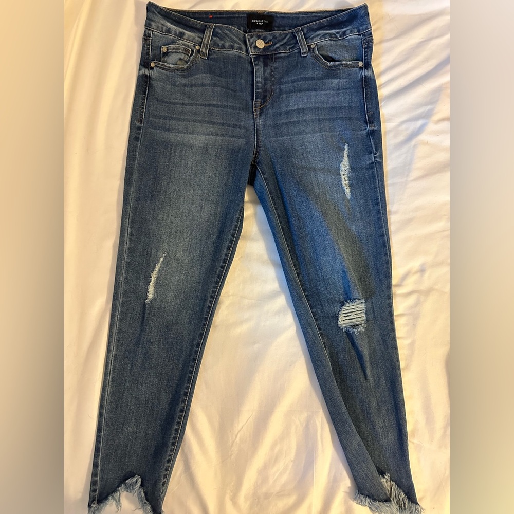 Like New - Celebrity Pink Cropped Skinny Jean
